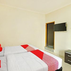 Kamar kembar standard